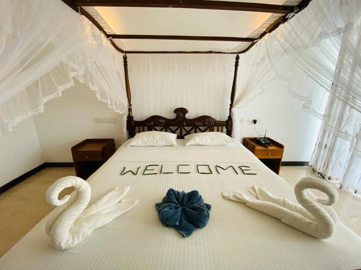 Hotel Neptune Bay Unawatuna Beach Zewnętrze zdjęcie